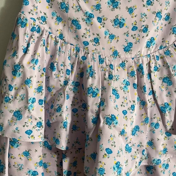 NWT. Zara Light Mauve Floral Print Satin Effect High-Waisted Mini Skirt. Size M. - Picture 6 of 10